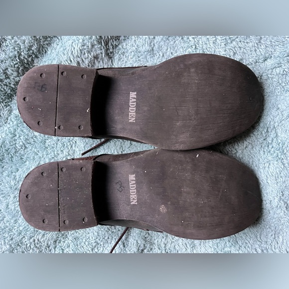 Men’s two toned Steve Madden dress shoes size 8m - Picture 4 of 6